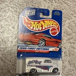 1998 HOT WHEELS ''FIRST EDITIONS'' #645 DAIRY DELIVERY WHITE NOS - Bild 1 von 2