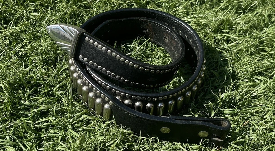 De colección Nuevo de Lote Antiguo Correa de Cinturón de Cuero Negro Plateado Tachonado OCCIDENTAL Unisex Vaquero Foto 1 de 4