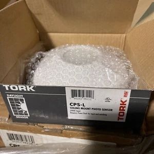 (C) TORK NSI CPS-L LOW VOLTAGE CEILING MOUNT PHOTO LIGHT LEVEL SENSOR 24V WHITE - Picture 1 of 6