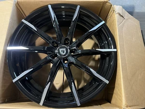 (QTY 1) Lexani CSS15 Gloss Black Wheel Rim 22x9 5x112 27mm 15CSS-2290-45-27MBT - Picture 1 of 6