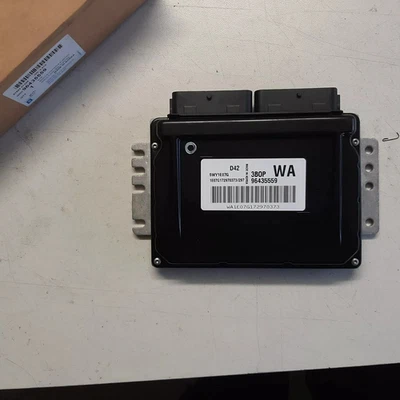 96435559 CENTRALINA MOTORE NUOVA PER  DAEWOO CHEVROLET KALOS 1.2 BENZINA / ECU - Immagine 1 di 4