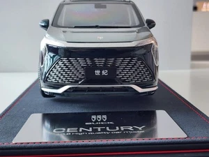 1:18 Buick GL8 Century Luxury MPV Silver&Blue Dealer Edition Diecast - Picture 1 of 10