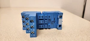 1 DAY SHIPS 9203 / 92.03 FINDER PANEL MOUNT SCREW TERMINAL - Picture 1 of 4