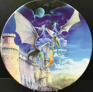 Royal Worcester Dragons of the Four Realms Plate ~ Guardian of the Kings Castle - Foto 1 di 2