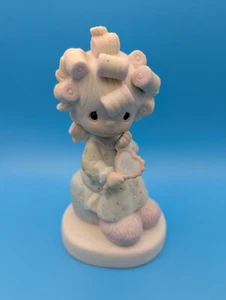 PRECIOUS MOMENTS PM821 SMILE, GOD LOVES YOU 1981 NO BOX - Picture 1 of 5