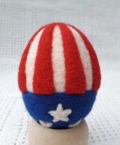 Pysanky Pysanka Easter Egg Felting Wool USA Flag The United States of America - Picture 1 of 2