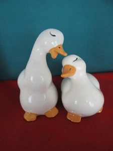 Par de Estatuillas de Pato Pintadas a Mano PRODUCTOS DURADEROS INC. Hechas en EE. UU. - Imagen 1 de 8
