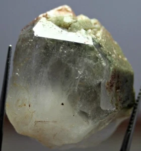 101 Ct Super Rare Natural Transparent Green Chlorine Quartz with Iron Particles - Picture 1 of 10