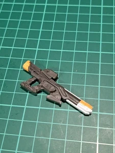 Zeke Axe Rifle HG Gundam Model Kit Plastic Action Figure Used - Picture 1 of 1