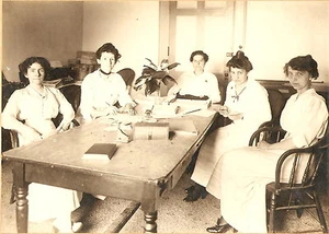 1915 Cabinet Photo 5 FEMALE SENATE STENOGRAPHERS Tallahassee FL Vetter Flatbush - Picture 1 of 3