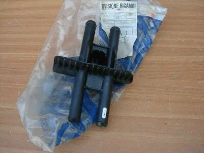 Conector de tubos de núcleo de calefacción para Lancia Dedra Delta Fiat Tempra Tipo 7631142 nuevo Foto 1 de 4