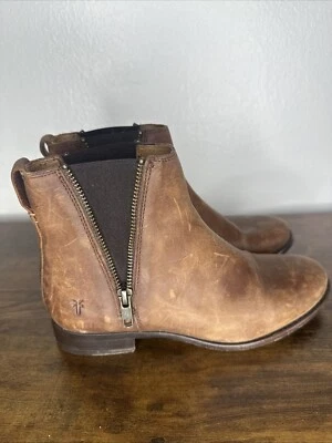 Botas Frye para mujer talla 6b Carly Chelsea de cuero marrón con cremallera al tobillo Foto 1 de 4