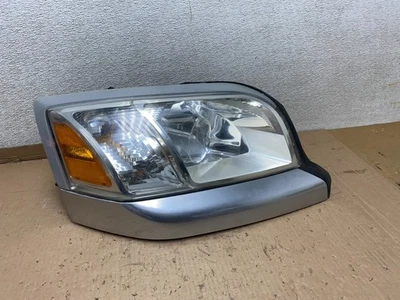 2006 2009 Mitsubishi Raider Right Passenger RH Halogen Headlight U8843 DW - Image 1 of 4