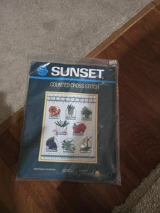 1984 NEW SUNSET Counted Cross Stitch Kit VEGETABLE FAVORITES sampler 11"x14" - Picture 1 of 1