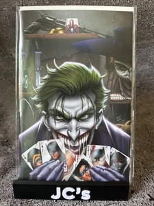 THE JOKER: YEAR OF THE BÖSEWICHT #1 CVR-AJ KINCAID EXCL EASTER EGG VIR VAR LTD 500 - Bild 1 von 2