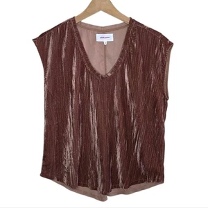 Dear John | Top Yanis Terciopelo Aspecto Arrugado Cuadrado Cuello en V en Marrón Praliné Talla XS - Imagen 1 de 6