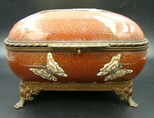 19th Century French Chinese Porcelain Butterfly Jewelry Box & Bronze Mounted - Picture 1 of 12