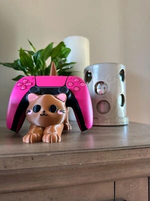 Adorable 3D Printed Cat Controller Holder PS5 XBOX SWITCH - Image 1 of 4
