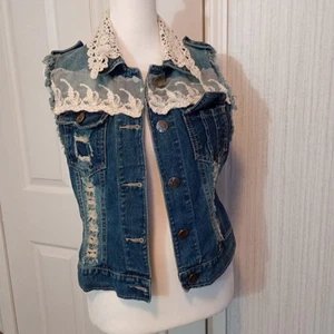 Love Women's Denim Vest Size L Blue Button Distressed Lace Collared Western LNC - Picture 1 of 13