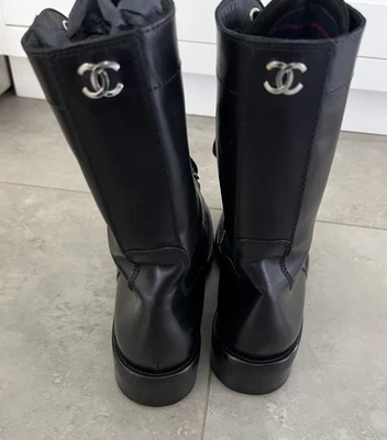 Chanel Nuevas Botas de Combate Zapatos Talla 40 - 10 Foto 1 de 4