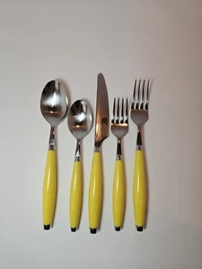 Fiestaware Sunflower Yellow 5 Piece Flatware Silverware Set Fiesta HLC WV USA - Picture 1 of 5