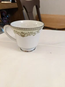 Cups   Noritake Contemporary "Raleigh"  1973-1984 Yellow Flower - Picture 1 of 5