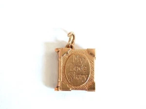 Gorgeous 9k Yellow Gold Love Story Book Charm Pendant Jewelry 2cm Perfect Gift - Picture 1 of 4