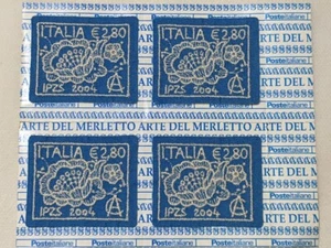 FRANCOBOLLI ITALIANI in tessuto Istituto Pol. Zecca dello Stato anno 2004 - Foto 1 di 2