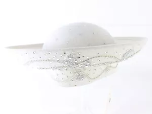 George Zamaul Ladies Elegant Couture White Felt Hat W/ Rhinestones 7 1/8 57cm - Picture 1 of 7
