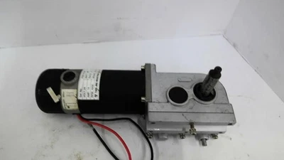 Yang Jing Industrial P6014284 DC Gear Motor 4200RPM 24V/ 21:1 Ratio Brake 24VDC  - Image 1 of 4