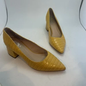 Zapatos de vestir Franco Sarto Callan de cuero con textura amarillos para mujer talla 8,5” - Imagen 1 de 8