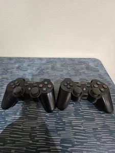 2x Genuine original Sony Official PS3 Dualshock 3 Sixaxis Wireless Controllers - Picture 1 of 7