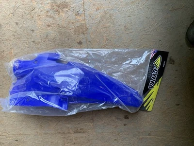 Guardabarros trasero Cycra Powerflow para Yamaha YZ250F 2014-2018 - carrocería carrocería trasera ak Foto 1 de 2