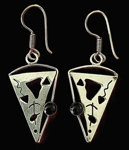 Sterling Silver with Onyx Triangular cut out abstract pierced earrings - Picture 1 of 3