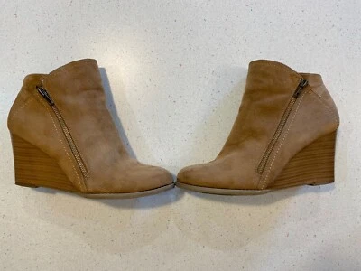 Botín de cuña RUFF HEWN para mujer 10M color camel bronceado vegano gamuza botín diestro-holley Foto 1 de 4