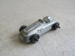 VINTAGE MIDGETOY 2" METAL INDY RACER SILVER CAR - Picture 1 of 7