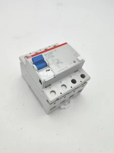 Abb F202PV B B-25/0,03 A  RCD - Bild 1 von 3