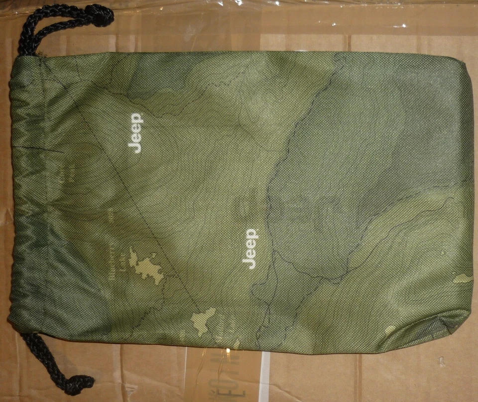 JEEP WRANGLER,JEEP Renegade,Jeep Compass custodia manuali uso manutenzione - Immagine 1 di 1