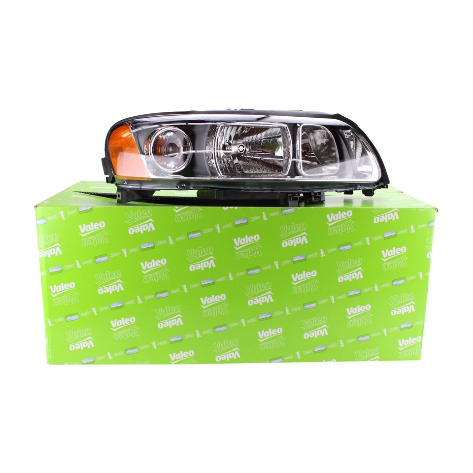 Conjunto de faros halógenos derecho pasajero Valeo 46966 para Volvo V70 2005-2007 Foto 1 de 4