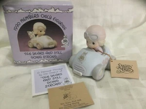 Precious Moments "10 Years And Still Going Strong" PM-901 w/ Box 1990 - Picture 1 of 12