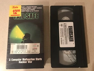 Fail Safe (VHS, 1989) Dan O'Herlihy, Walter Matthau, Henry Fonda Foto 1 de 3