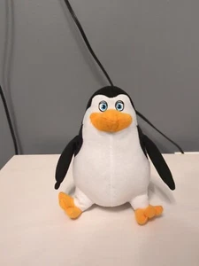Ty SKIPPER the Penguin Beanie Baby MADAGASCAR Plush Stuffed Soft Toy - Picture 1 of 4