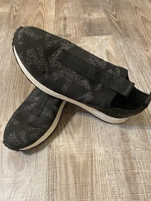 Michael Kors Bodie MK Logo Print Glitter Slip-On Sneaker Women’s SZ 11 EUC - Image 1 of 4