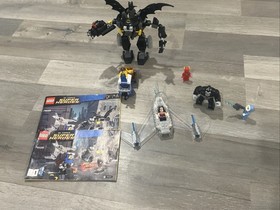Used 76026 LEGO Justice League Gorilla Grodd Goes Bananas 97% Complete All Figs