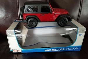 Maisto 1:18 Scale 2014 Jeep Wrangler Willys 2 DOOR Diecast Model | Red - Picture 1 of 9