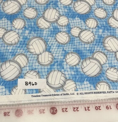 Tela artesanal de edredón de algodón tesoros atemporales de red azul media yarda de voleibol Foto 1 de 2