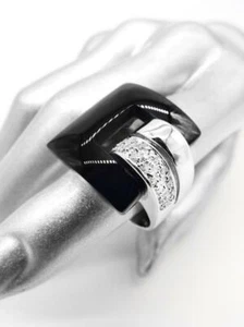 EXQUISITE 18kt White Gold Plated Square Black Onyx Crystals Double Loop Ring NEW - Picture 1 of 10