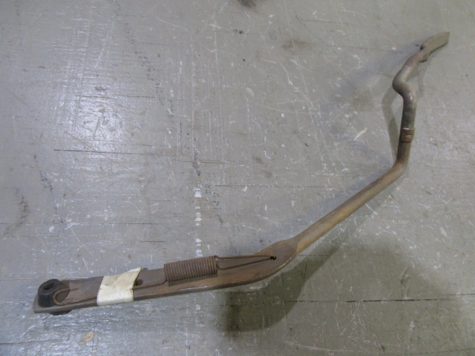 1966 Cadillac Deville Fleetwood firewall gas pedal throttle linkage rod part - Image 1 of 2