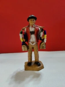 Vintage handgeschnitzter Holz Schweizer Mann hält Schweiz Glocken - Bild 1 von 9