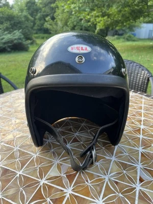 Capacete vintage 1978 Black Bell RT motocicleta motocross R-T tamanho 7 1/4 - Imagem 1 de 4